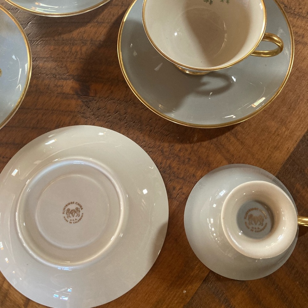 Vintage | Set of 4 Flintridge San Marino Cups & Saucers - Picture 4 of 7